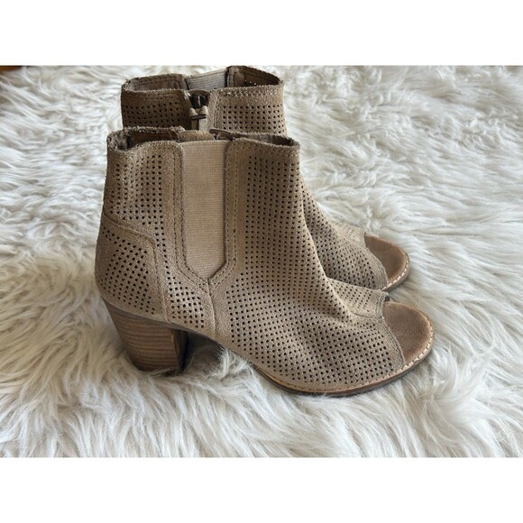 Toms Majorca Women’s 6 Tan Perforated Suede Peep Toe Chunky Heel Booties - Picture 7 of 10
